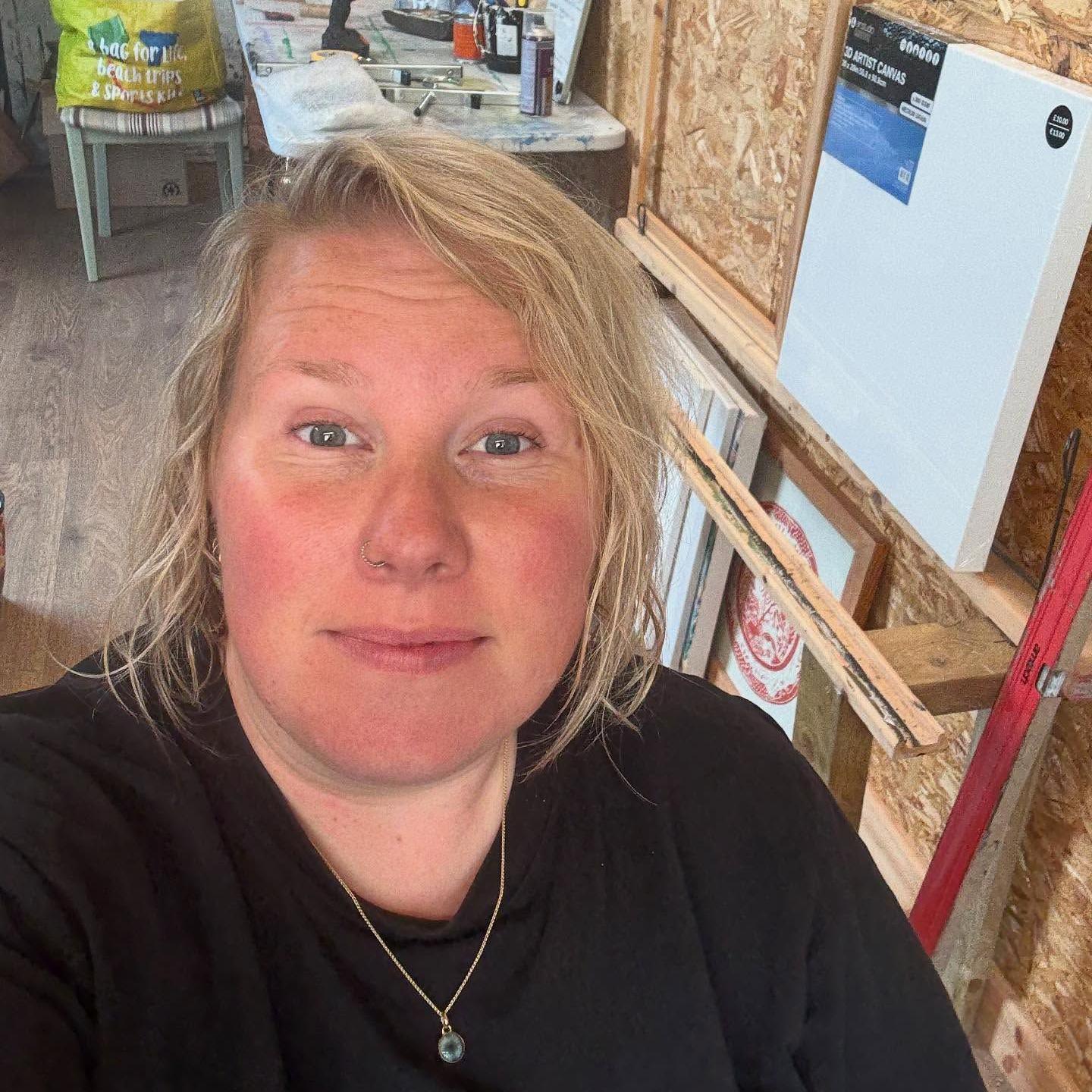 Ffion Roberts - Drakely