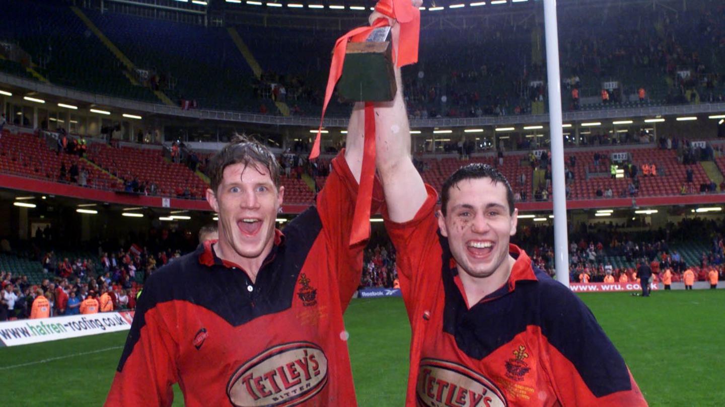 Simon Easterby and Stephen Jones hold the Welsh Cup at the Principality Stadium