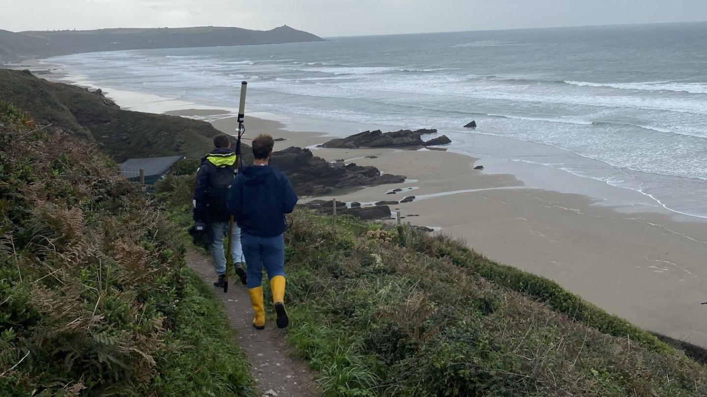 Whitsand Bay 