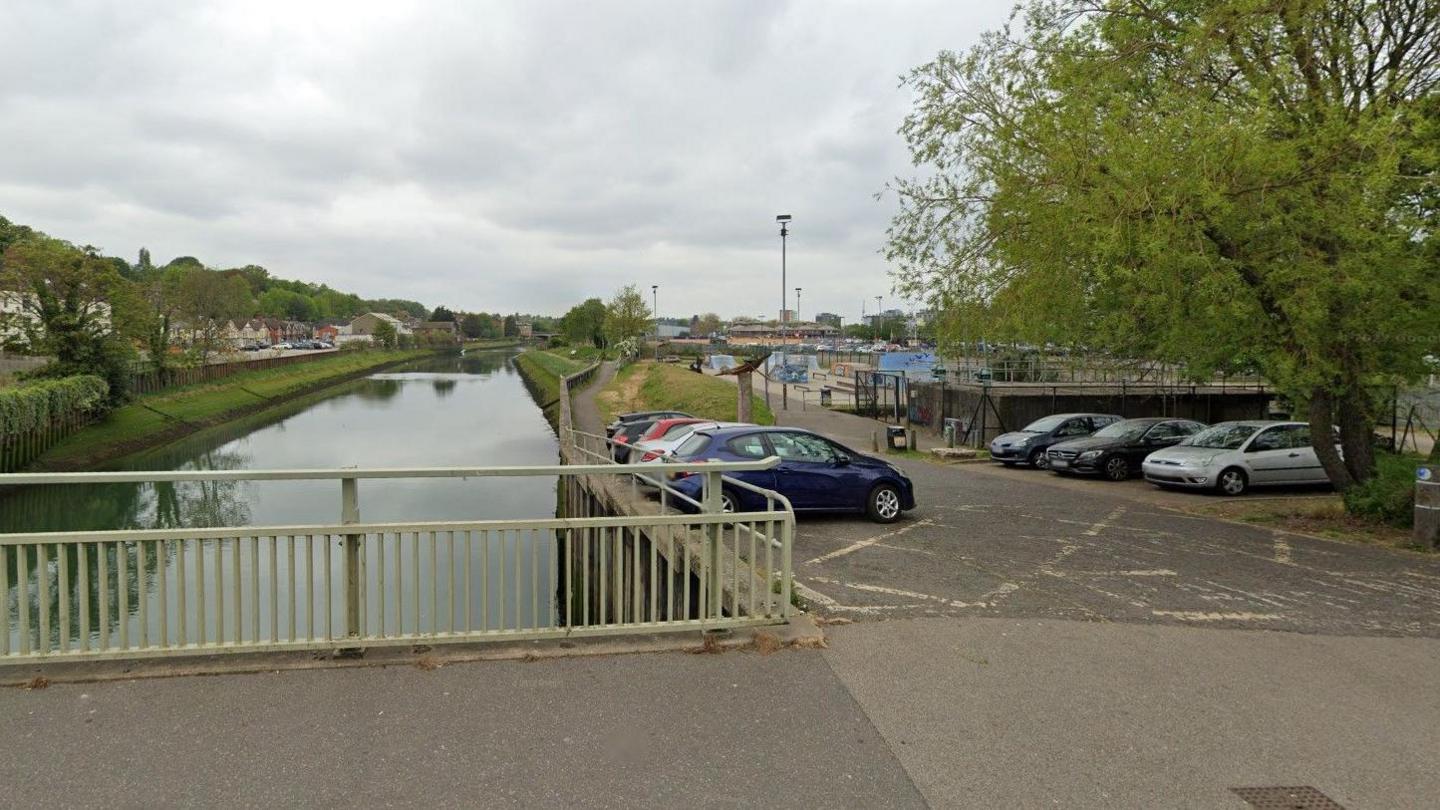 A towpath by a skate park, at Stoke Bridge, Ipswich