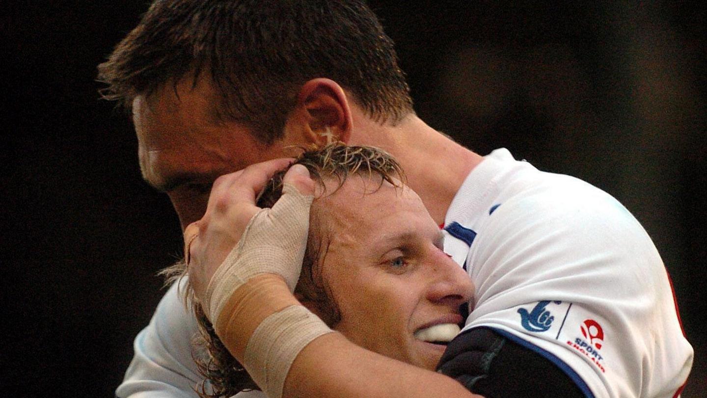 Kevin Sinfield and Rob Burrow hug