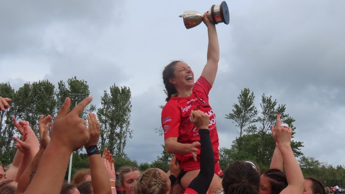 Jersey women captain lifts the Siam Cup