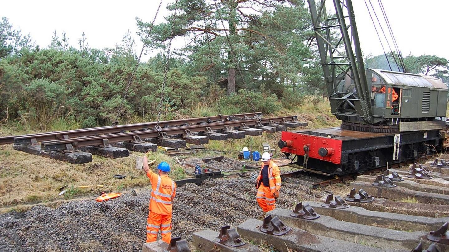 Boundary track being removed