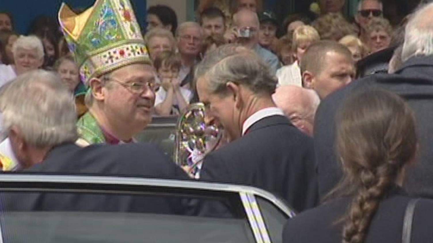 Anthony Pierce yn cwrdd â'r Tywysog Charles yn 2002