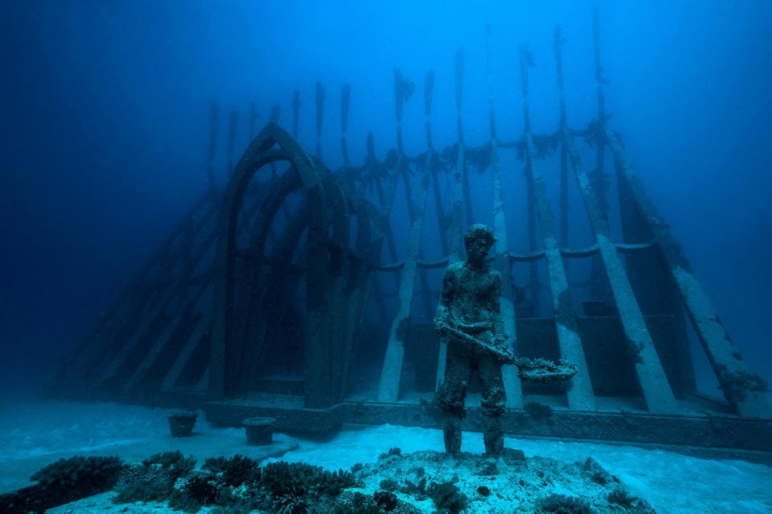 underwater-sculpture.