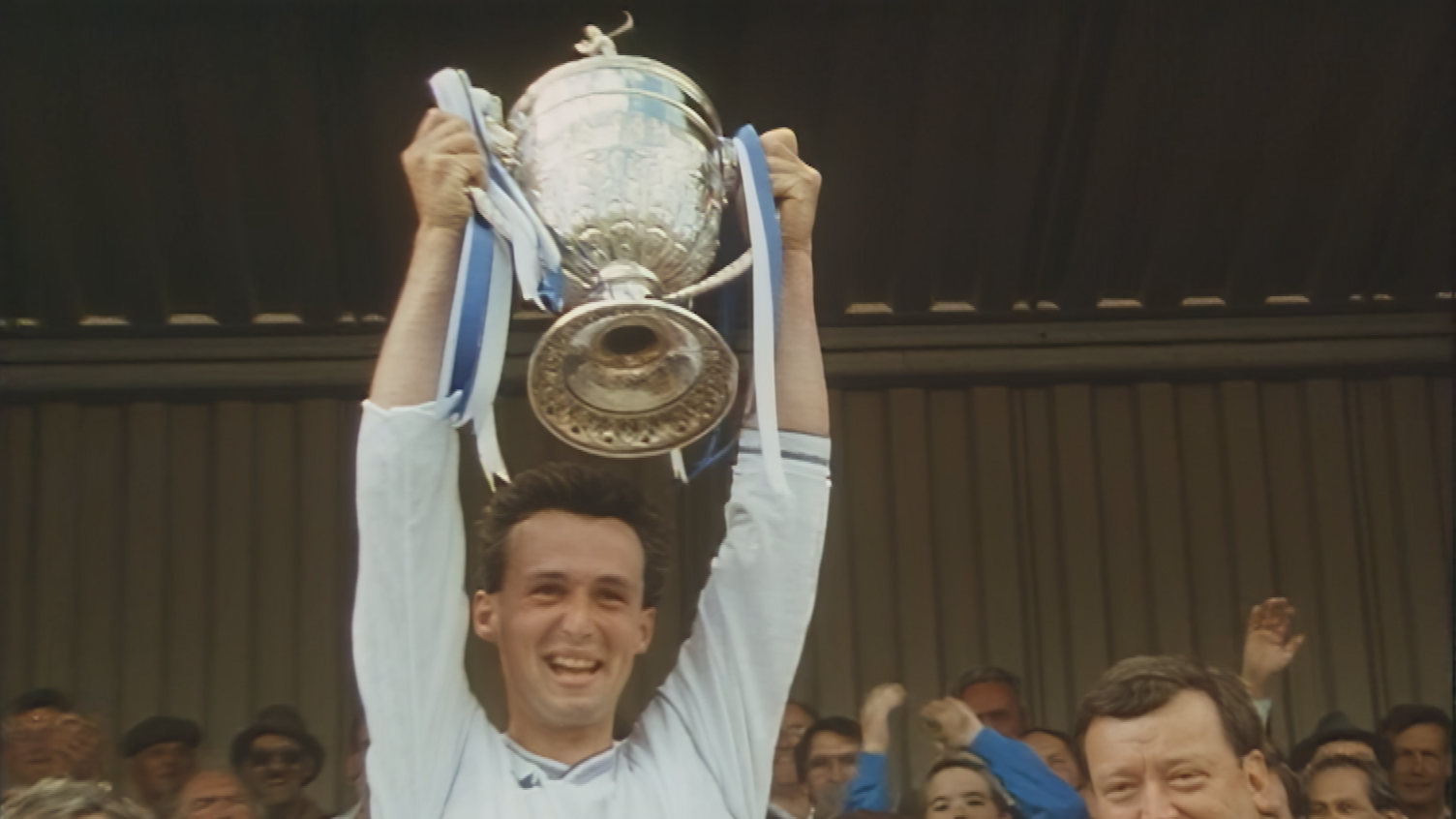 Na Sgitheanaich le Cupa na Camanachd 1990