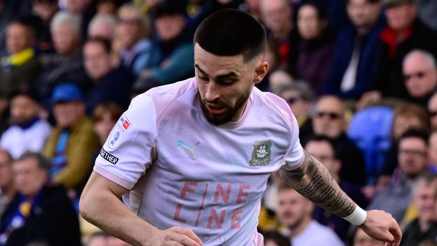 Owen Dale in action for Plymouth Argyle.