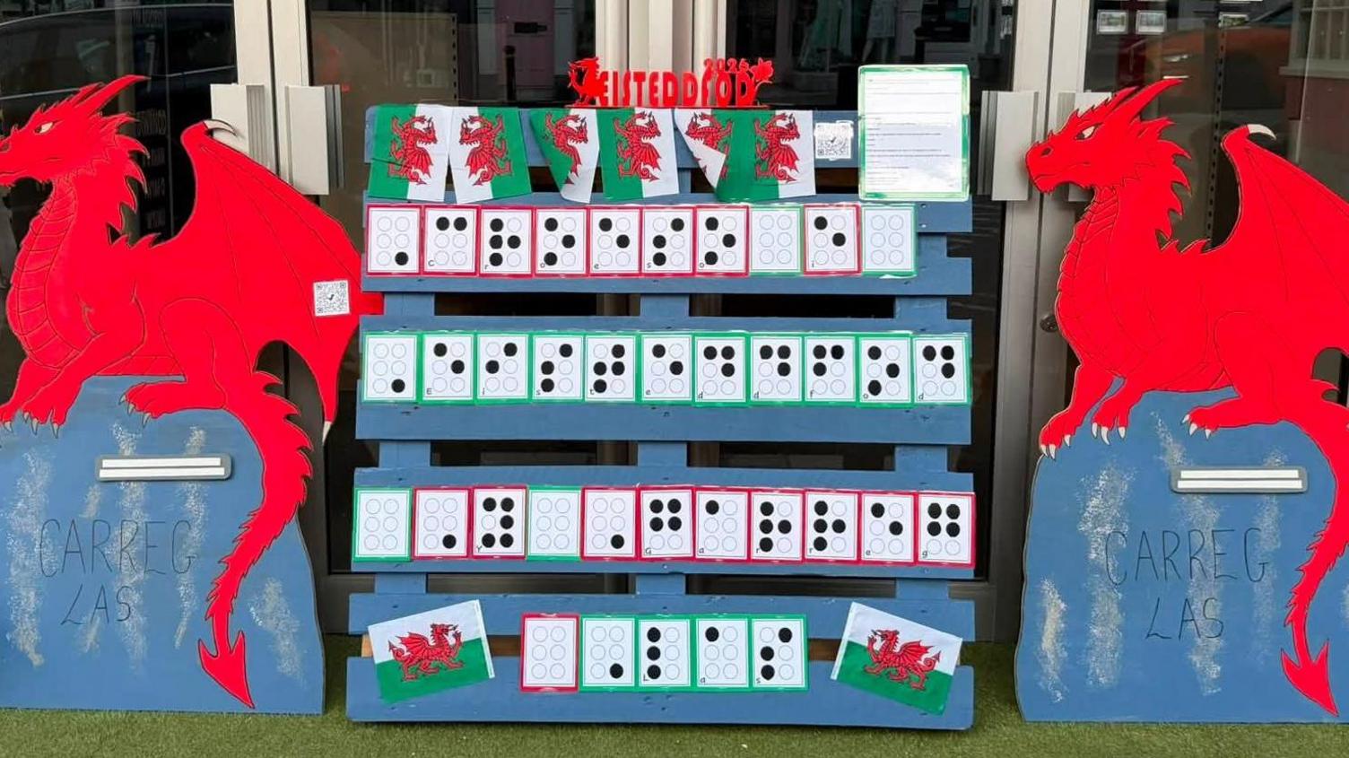 Arwydd braille yn Aberteifi