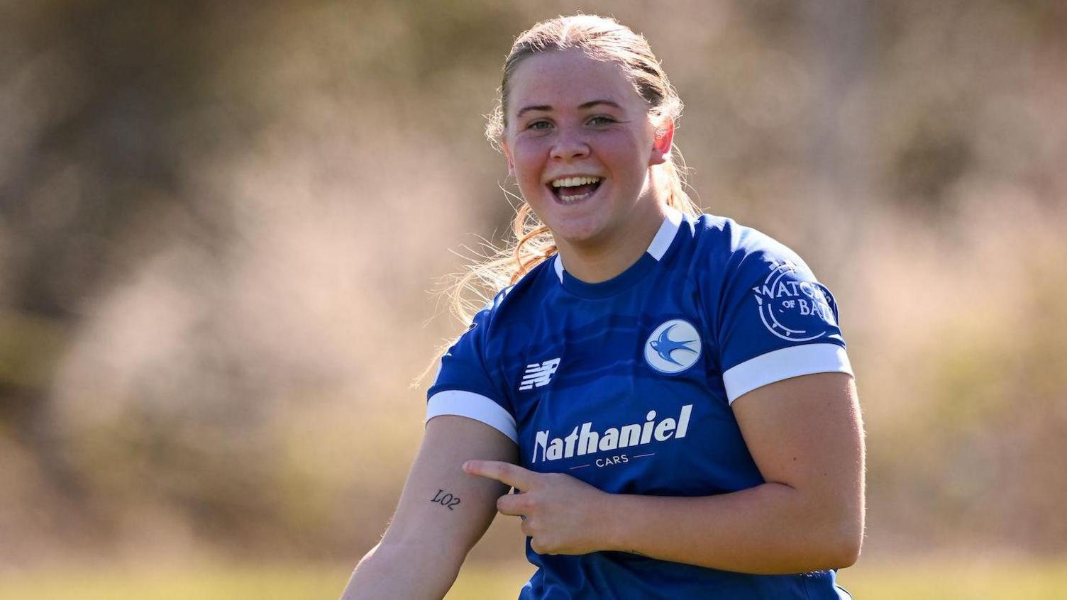 Eliza Collie in action for Cardiff City Women