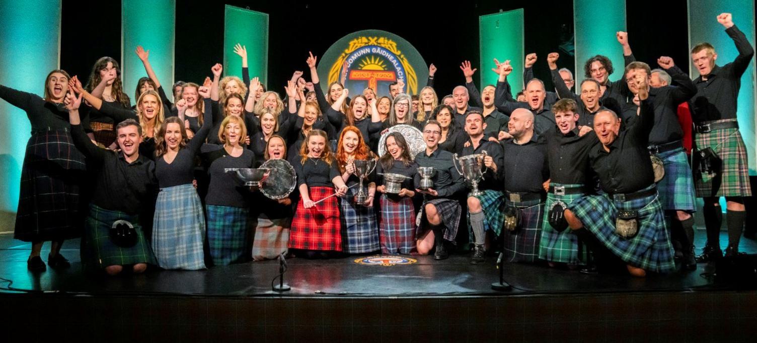 Ceòlraidh Ghàidhlig Ghlaschu a bhuannaich Sgiath MhicShimidh is Thulaich Bhàrdainn