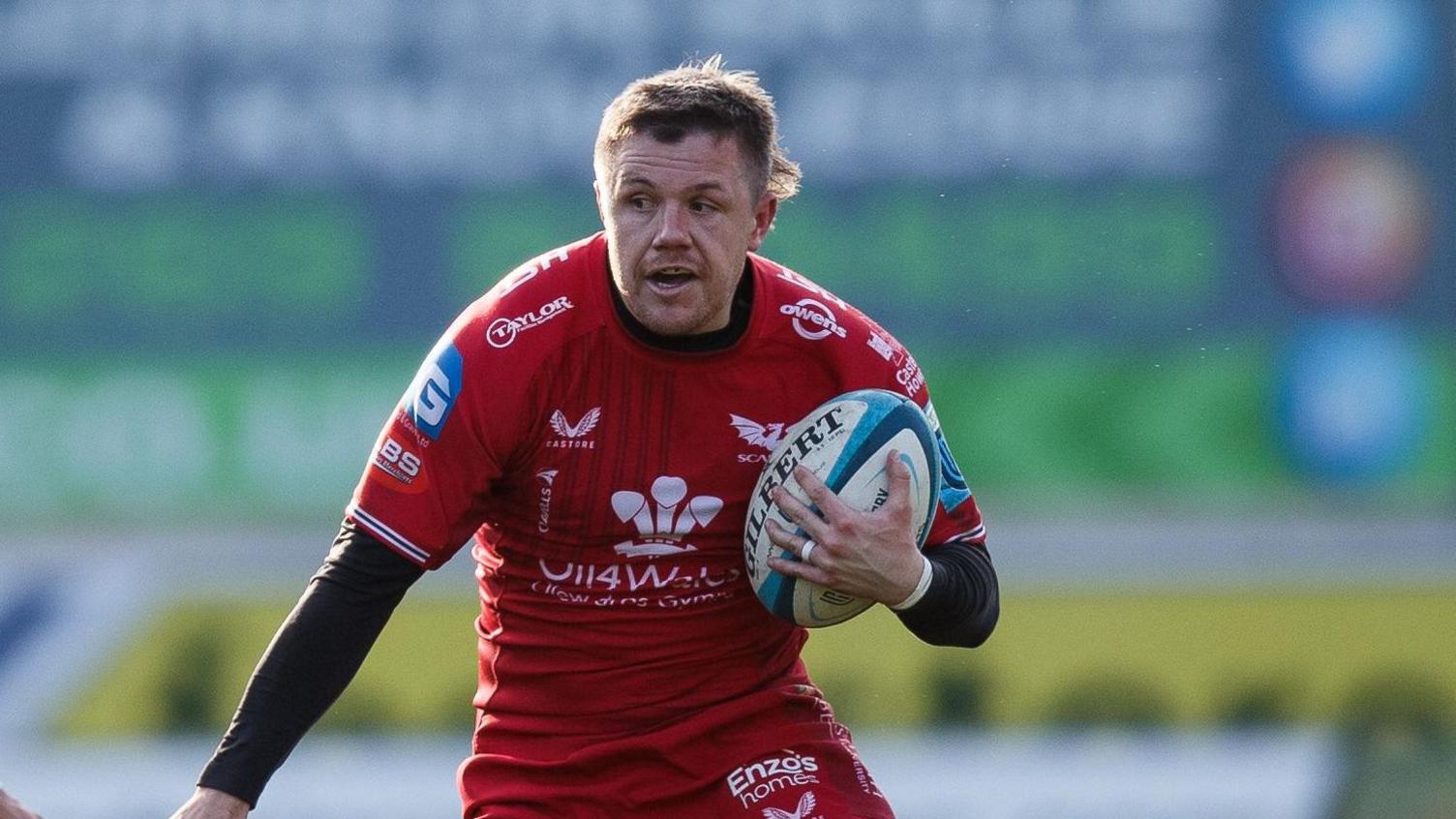 Steff Evans in action for Scarlets 