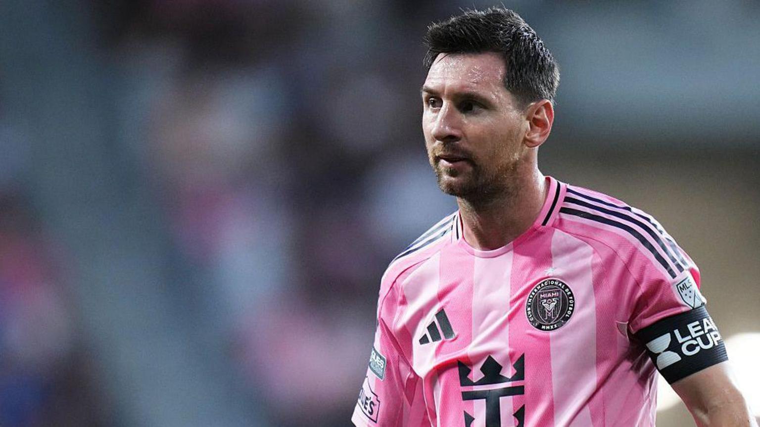 Messi misses Miami defeat after death of father
