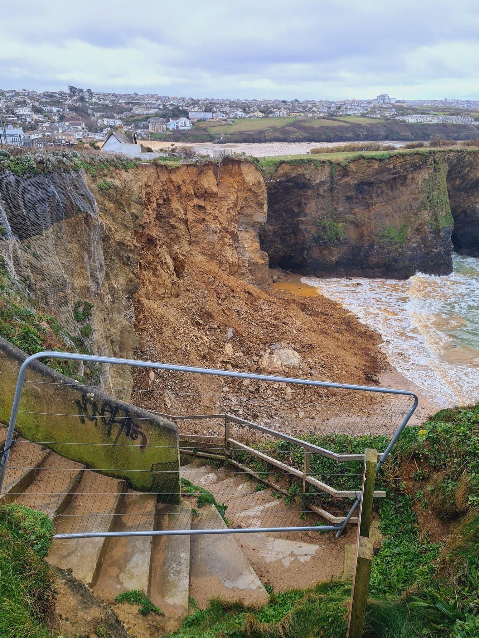 Whipsiderry cliff fall