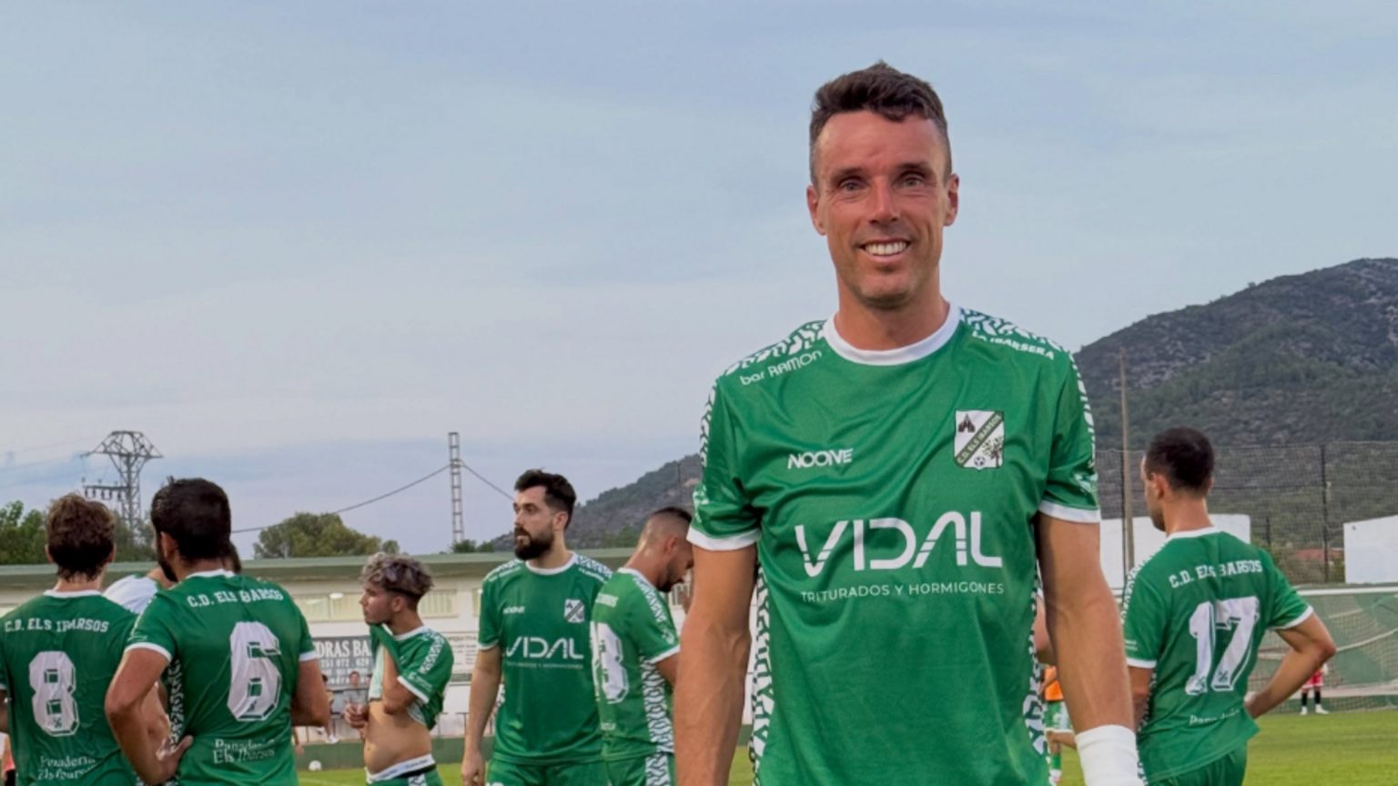 Ex-tennis player Bautista Agut scores on football debut