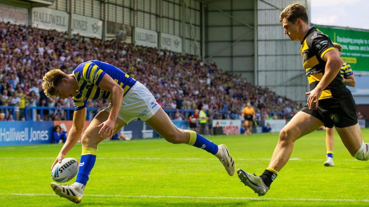 Warrington crush York to boost top-three hopes