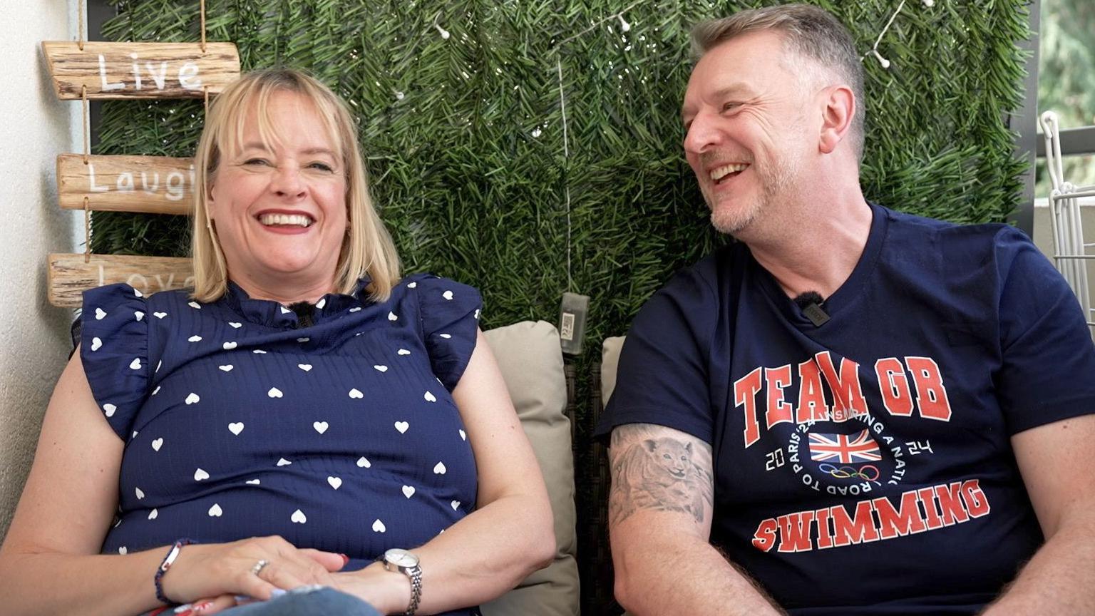 Matt Richards' parents, Amanda and Simon, ahead of their son's first individual Olympic final