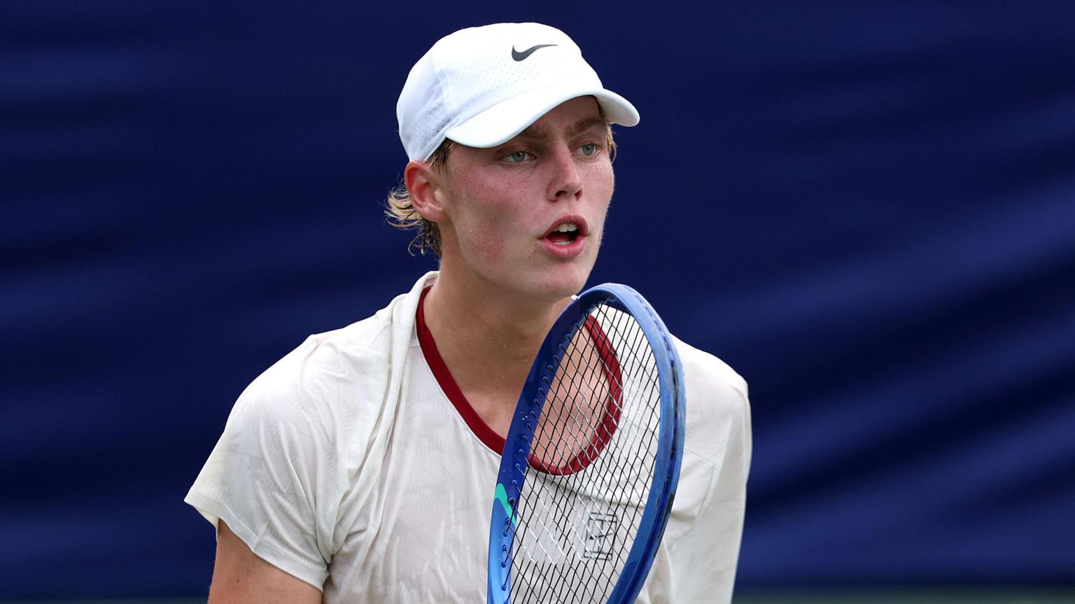 Cruz Hewitt - son of Lleyton - wins on senior debut