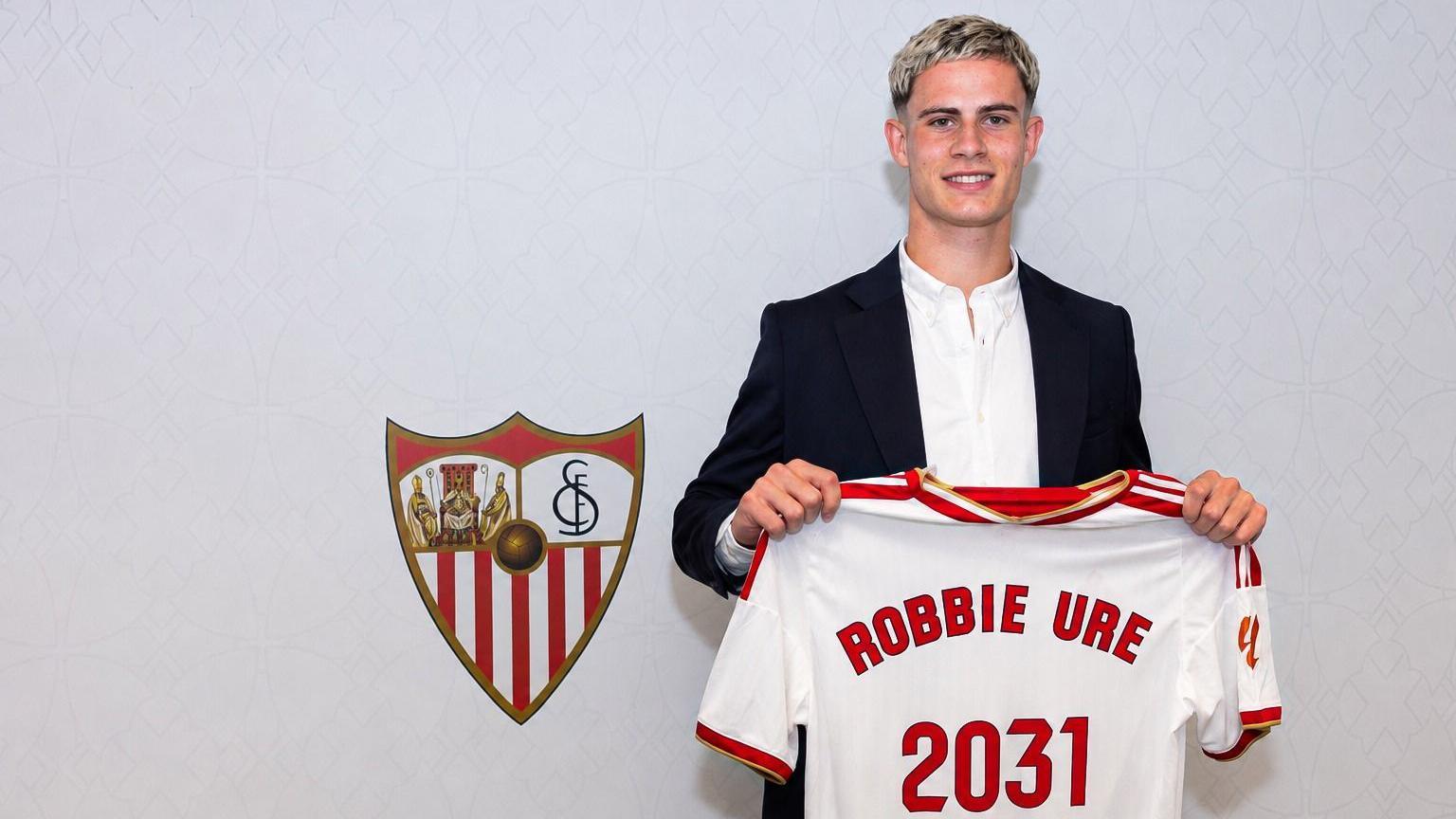 Scottish striker Ure makes £5.5m Sevilla move