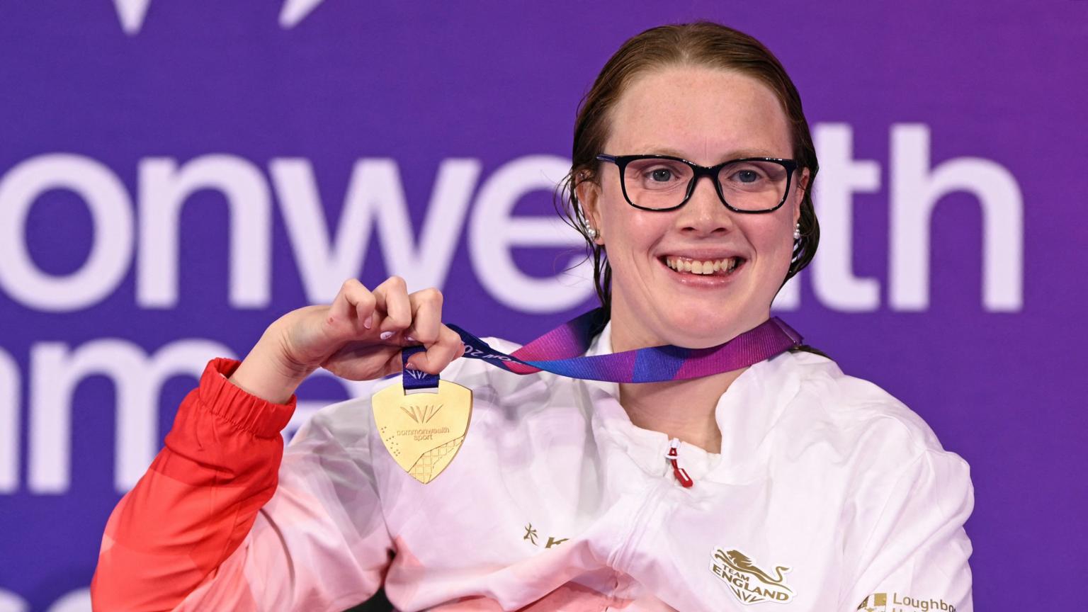 Whiston wins Commonwealth gold after ill father makes rare trip