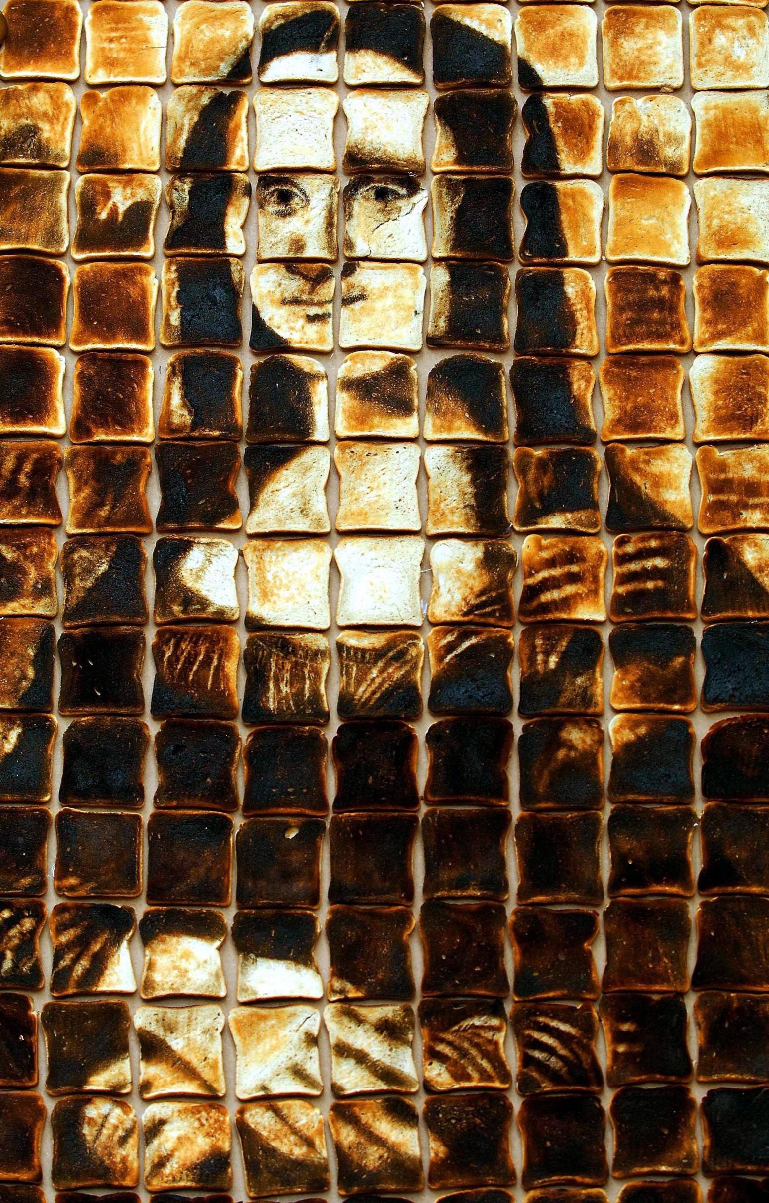 Mona Lisa painting made out of toast