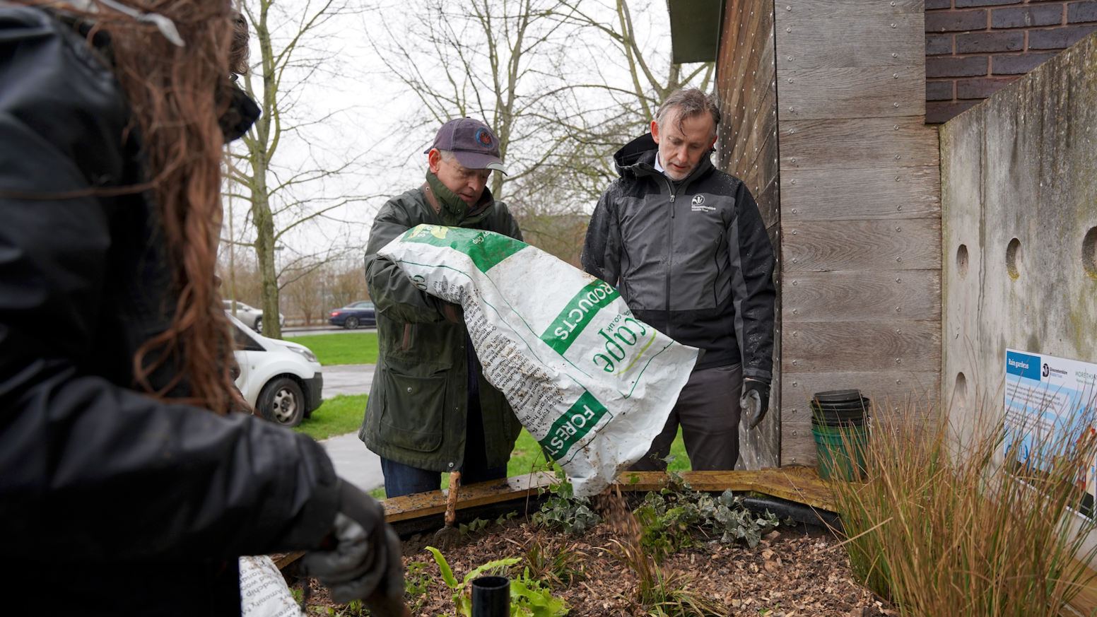 People planting