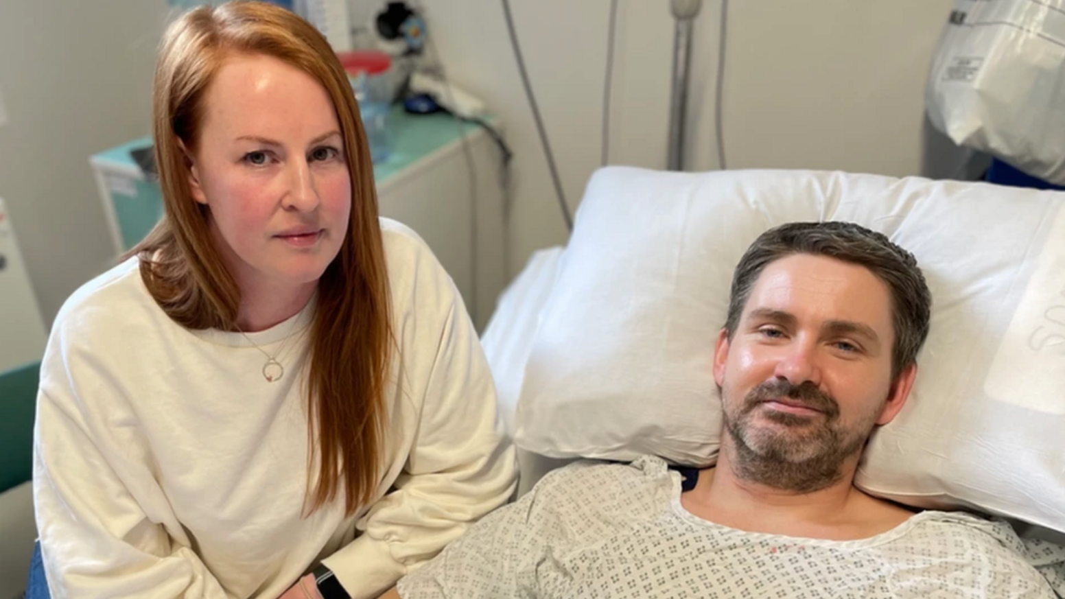 Dan ac Anna yn Ysbyty Treforys yn 2024