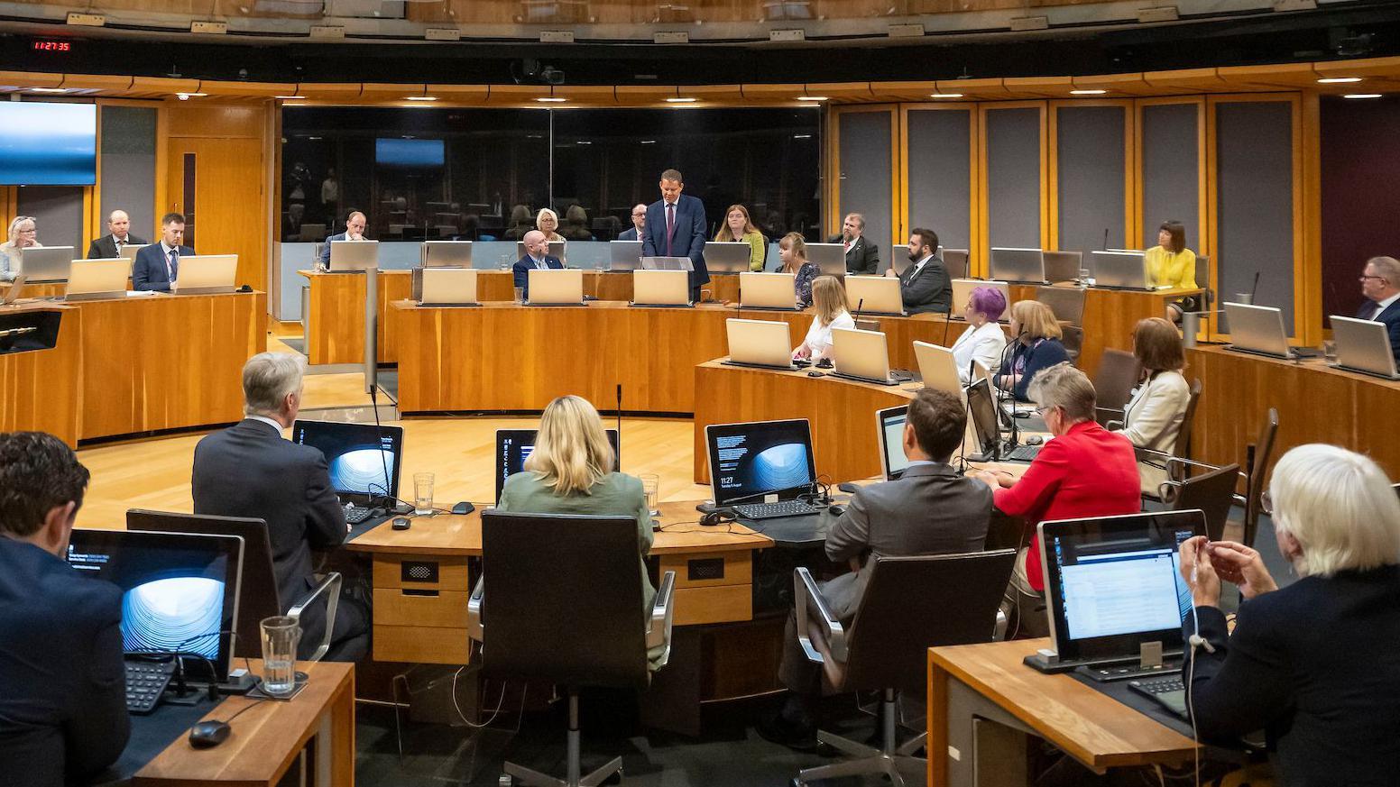 A general view of the Senedd with Plaid Cymru leader Rhun ap Iorwerth standing up.