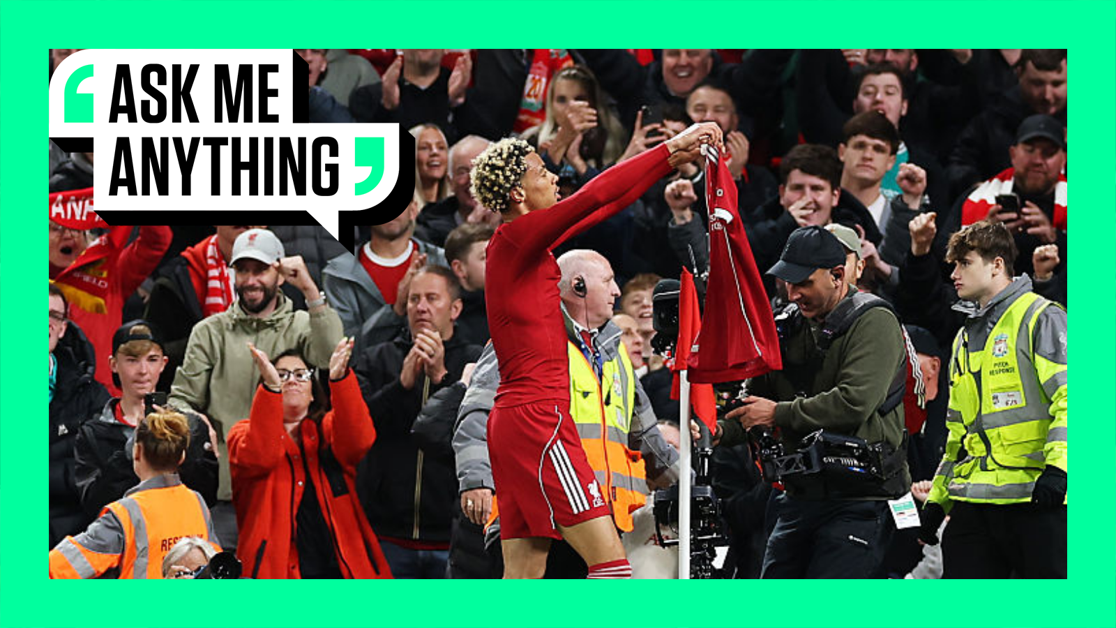 Carabao Cup Vinder Ekitike Modtager Gult Kort for Overdreven Fejring