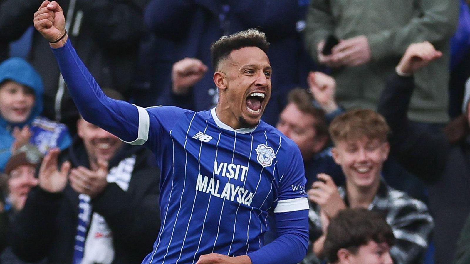 Callum Robinson celebrates scoring for Cardiff