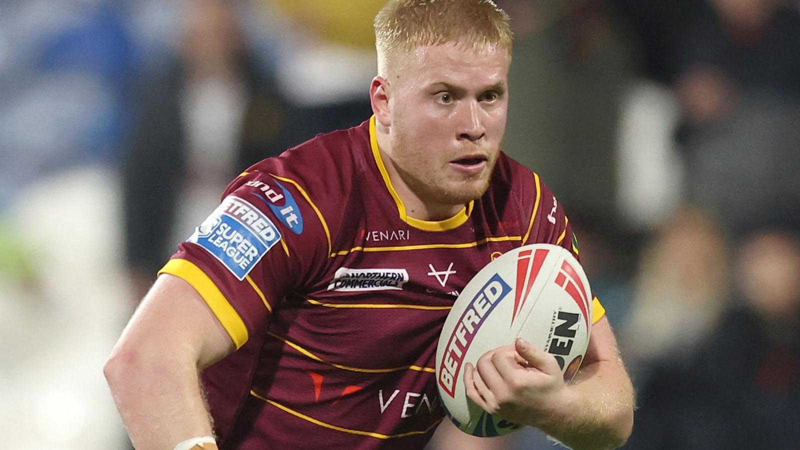 Oliver Wilson in action for Huddersfield Giants