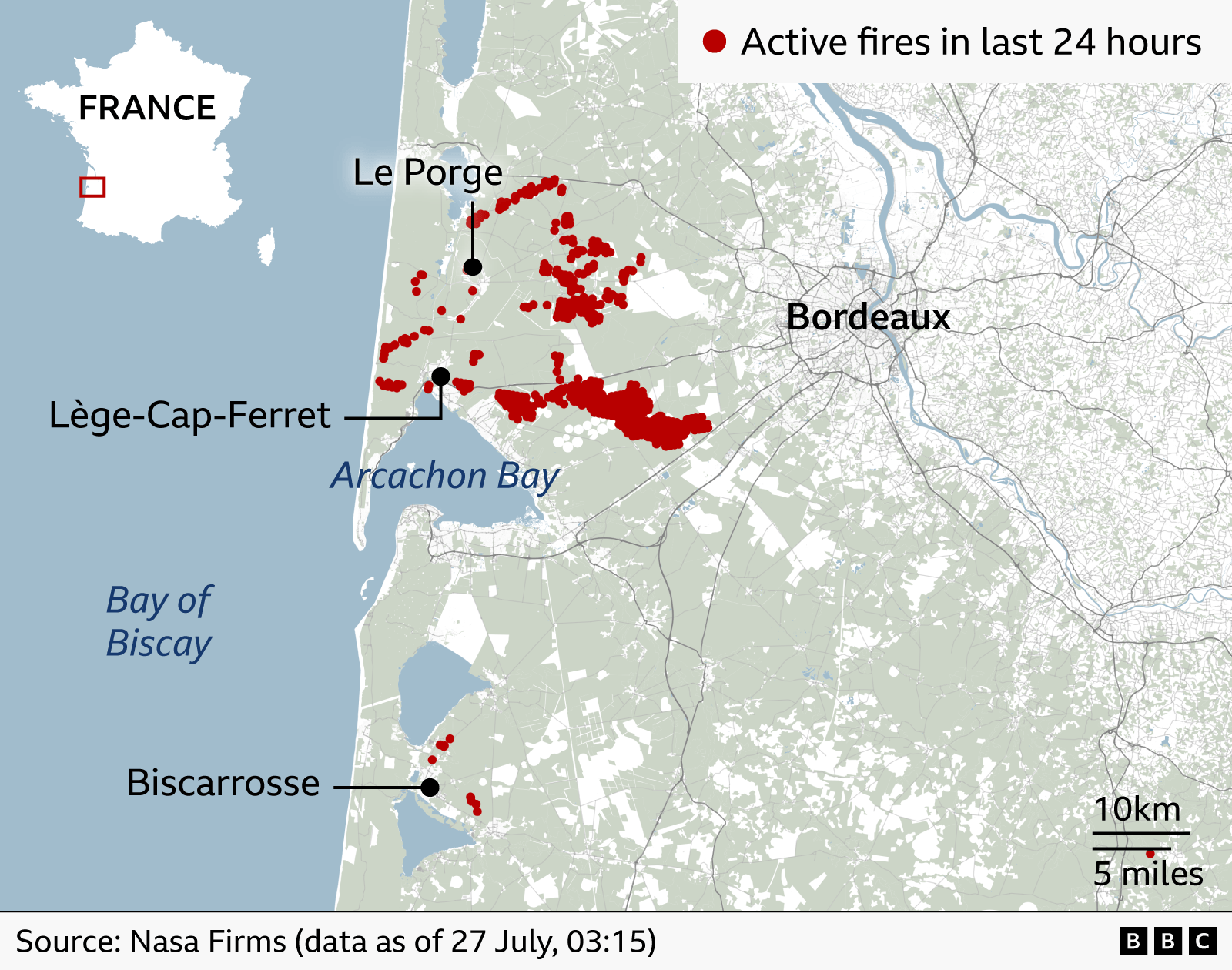 A map of south-west France, showing Bordeaux and to the left of Bordeaux, red dots depicting active fires.