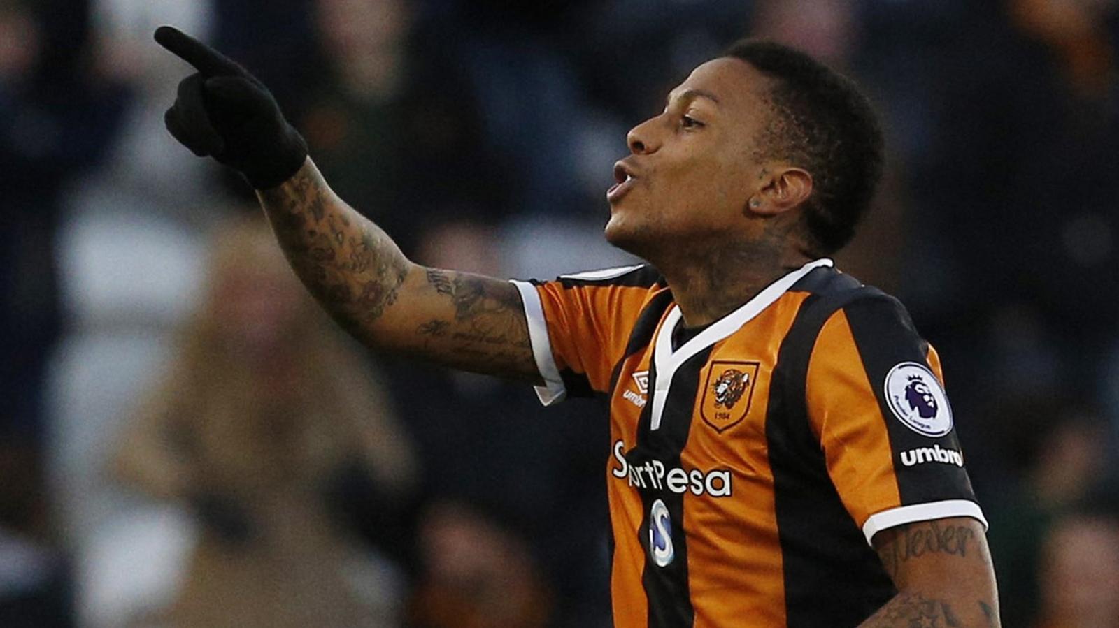 Abel Hernandez scores for Hull