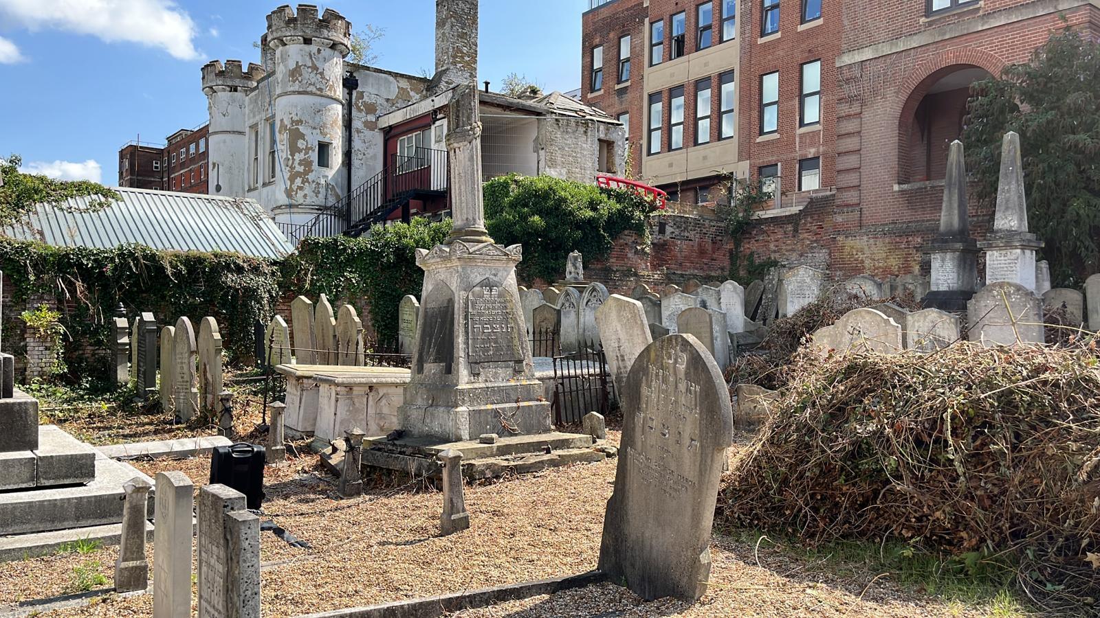 Chatham Memorial Synagogue cemetery