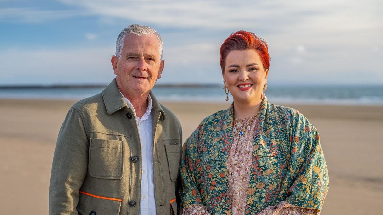 Huw Chiswell a Bronwen Lewis
