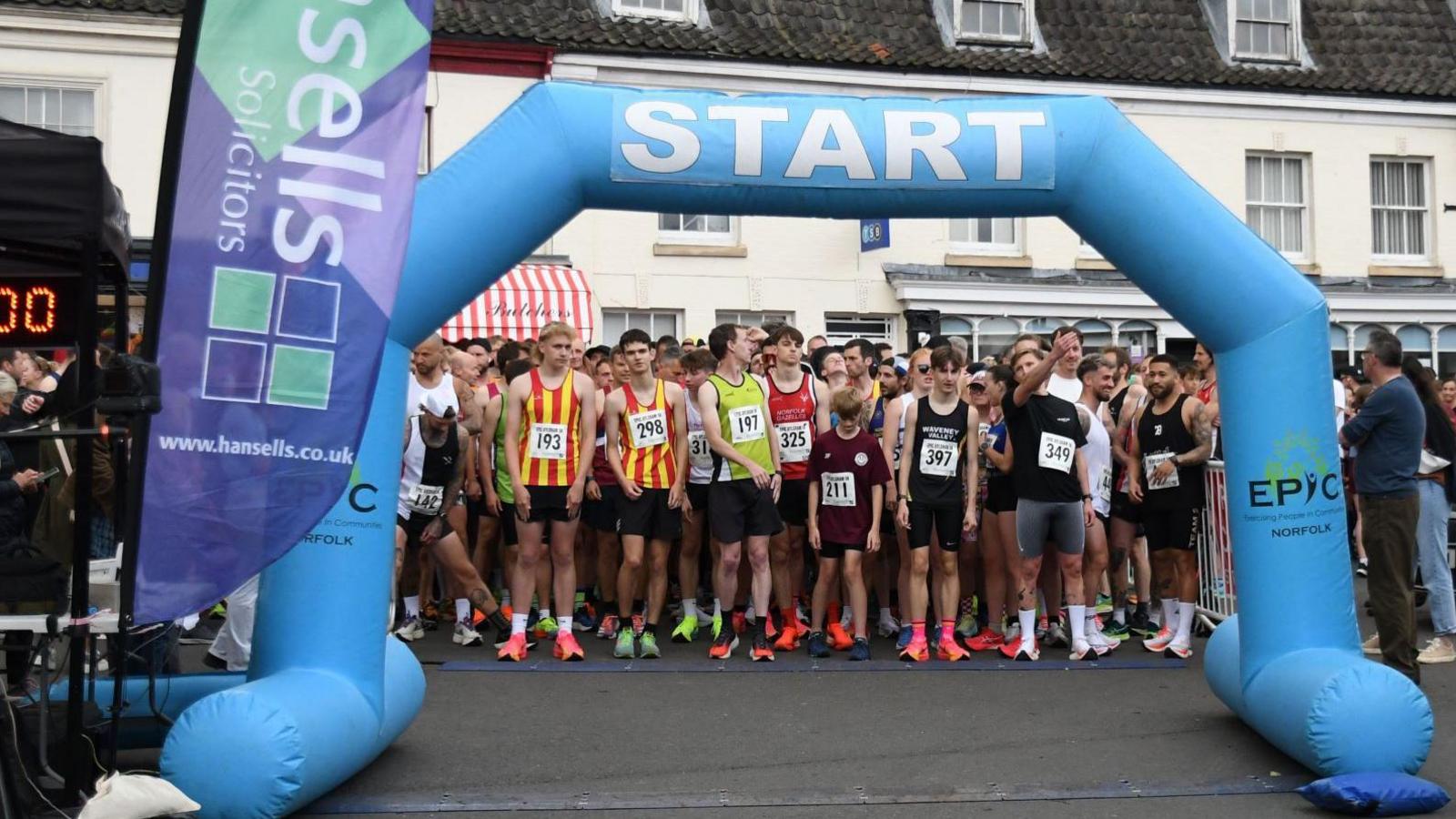 Runners in the EPIC Aylsham 5KM