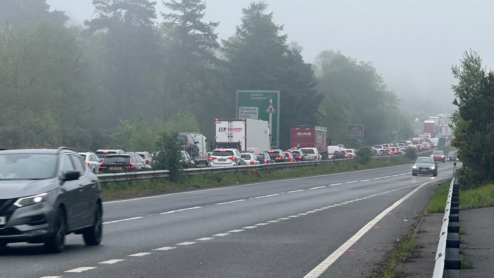 Traffic queueing on the A3