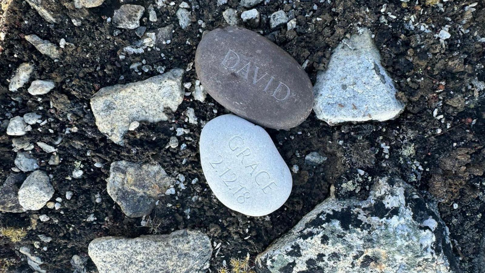 stones engraved with the names David and Grace