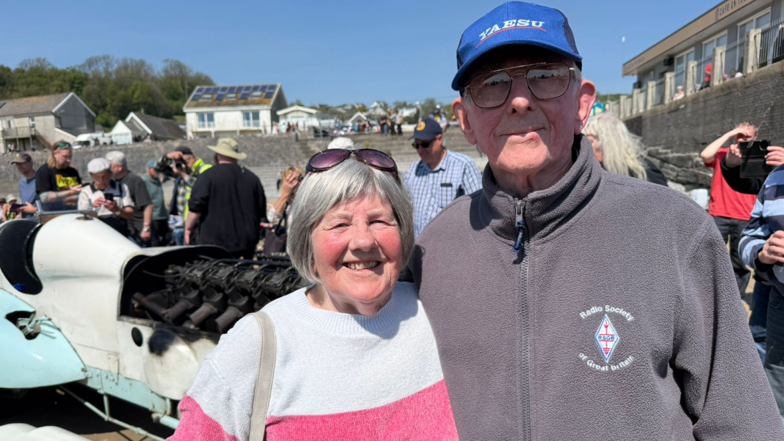 Liz Lewis a David Thomas