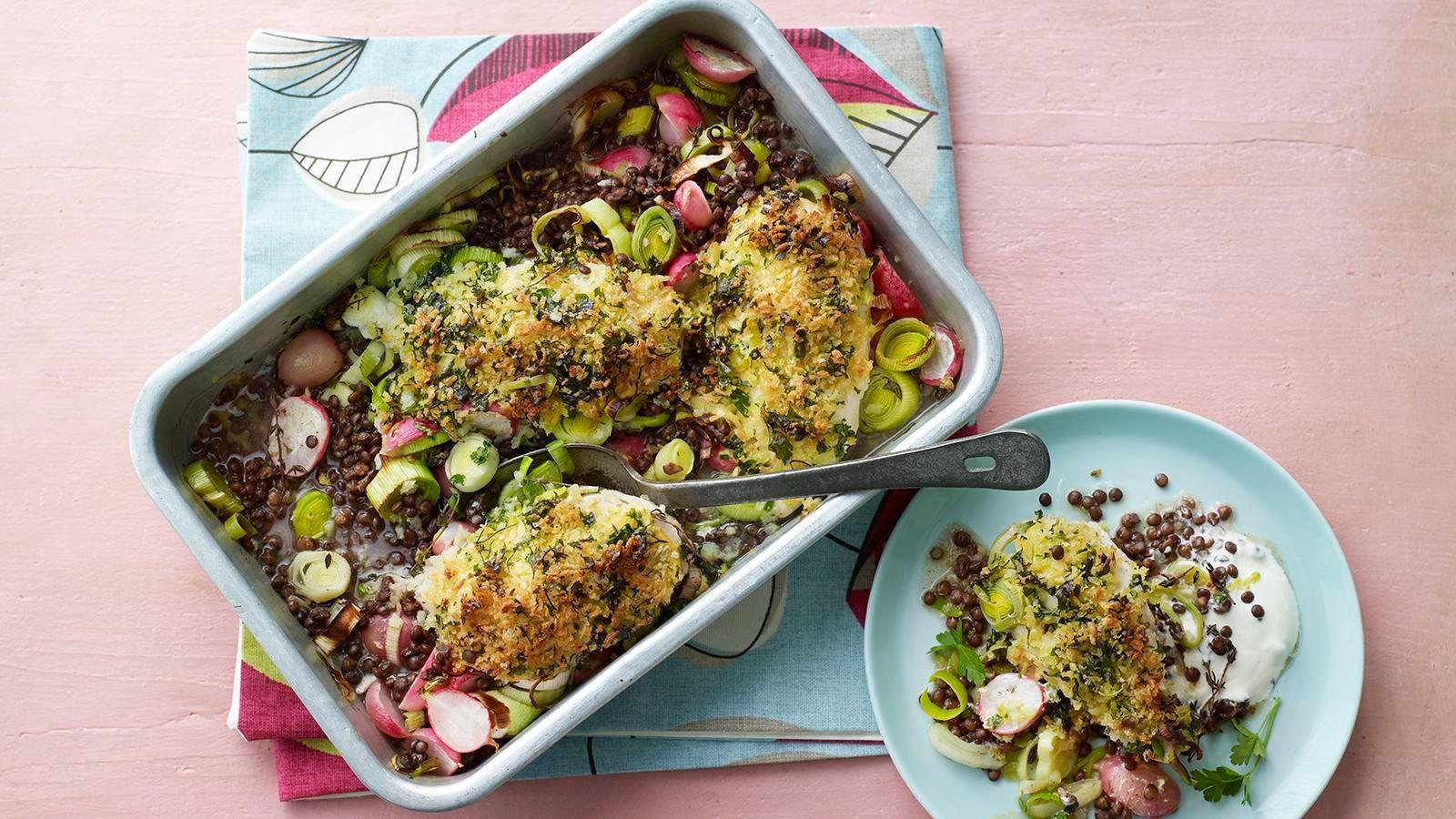 Chicken and leek traybake