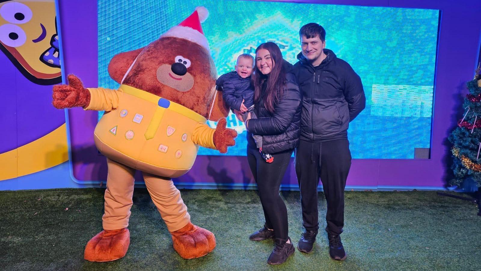 Ritchie and his parents