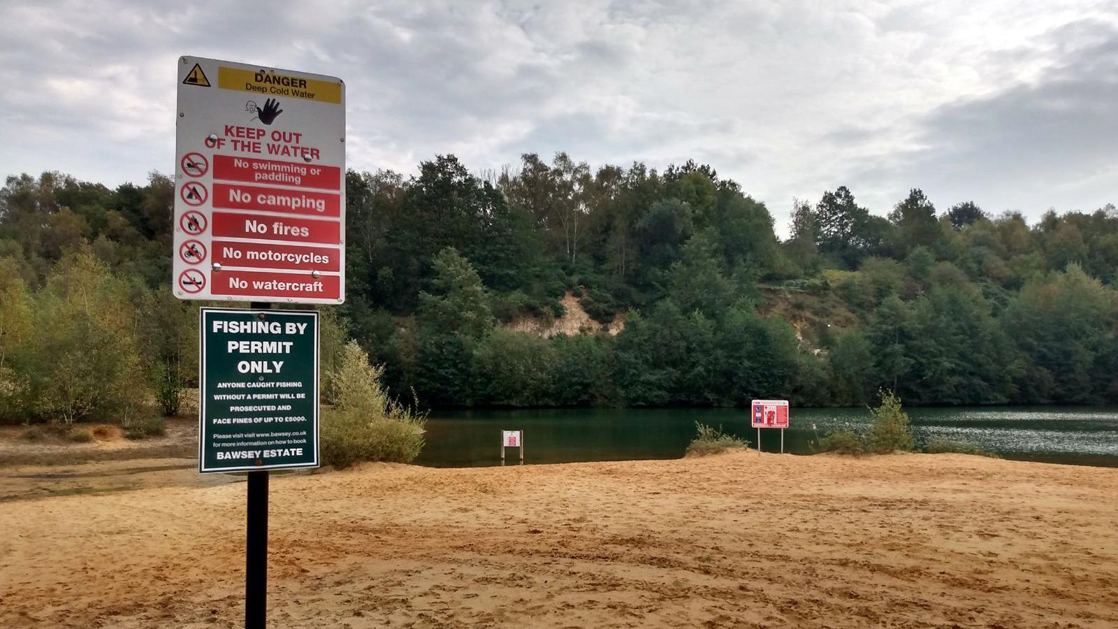 A safety sign at Bawsey Country Park