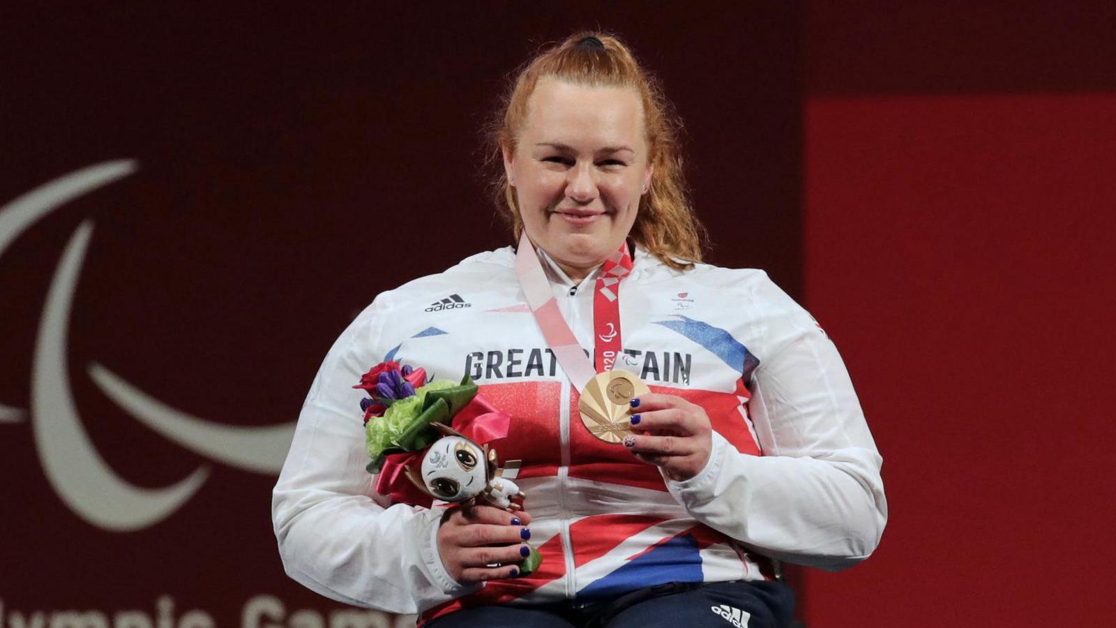 Louise Sugden with her Tokyo bronze medal