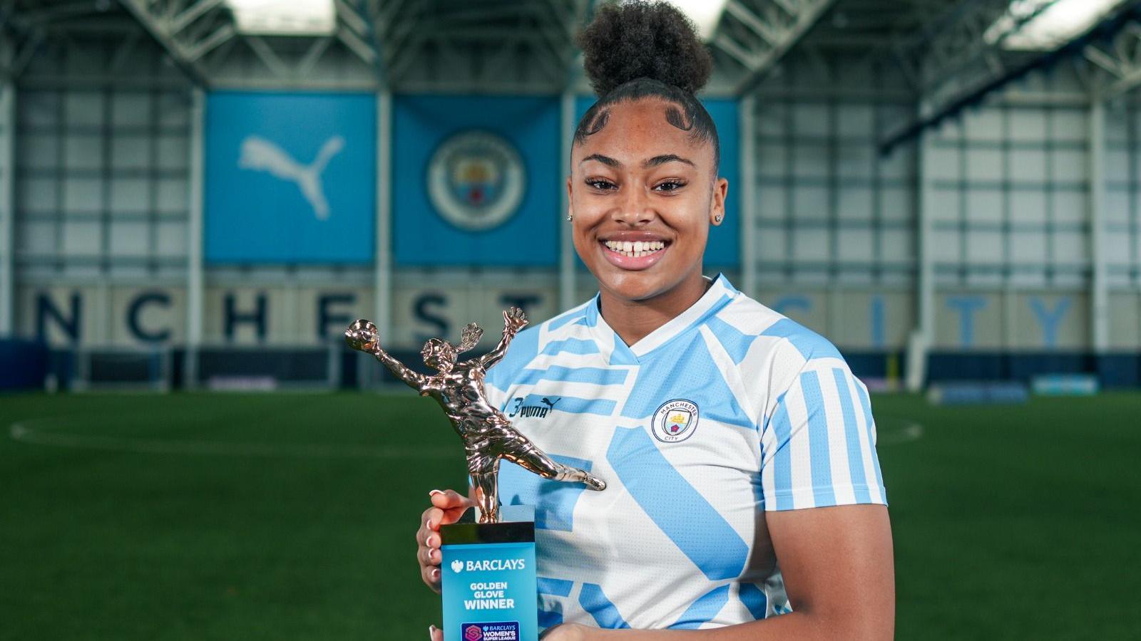 Manchester City's Khiara Keating holds the Women's Super League golden glove trophy