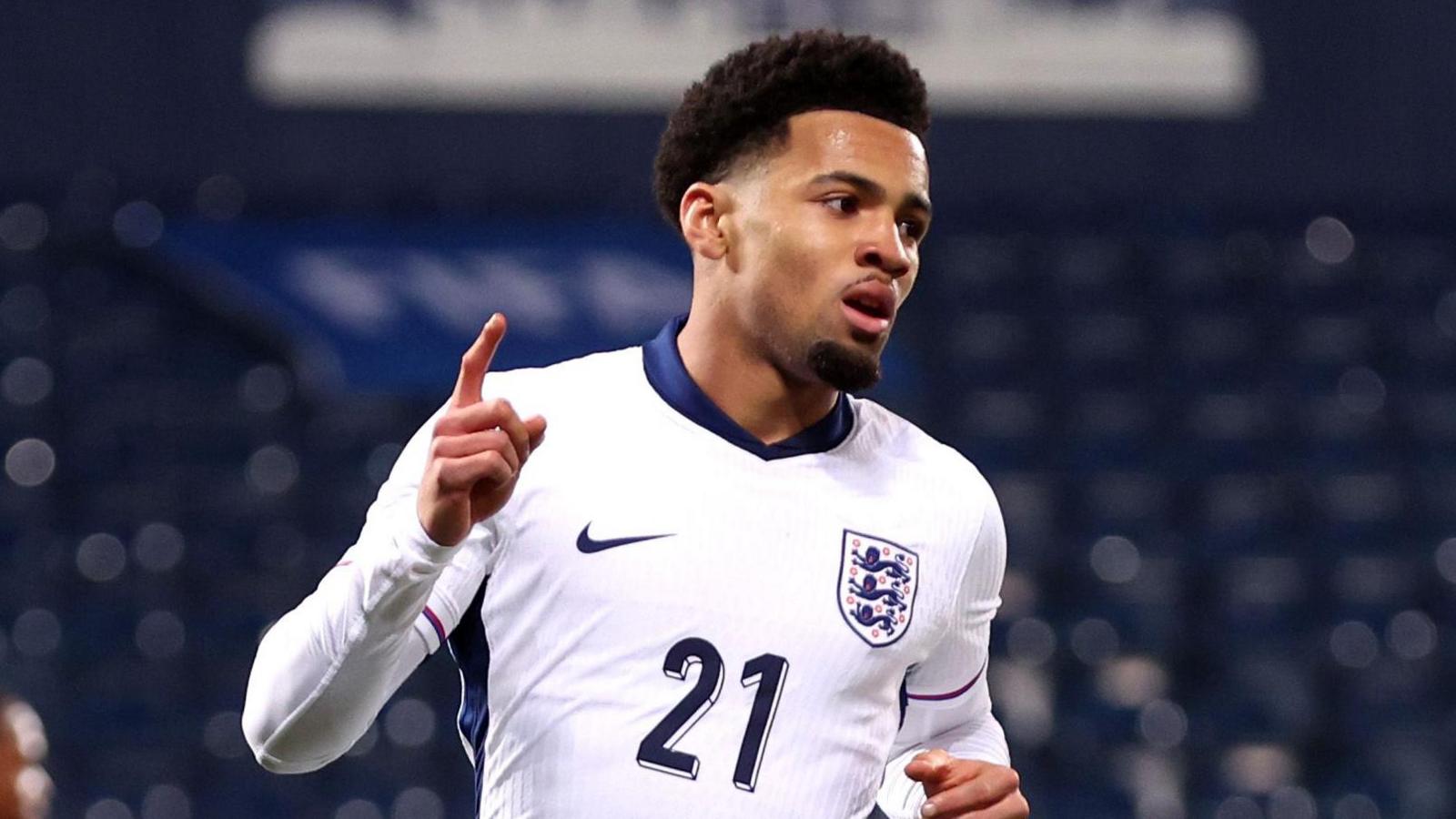 Ethan Nwaneri celebrates scoring for England U21 against Portugal U21 at the Hawthorns