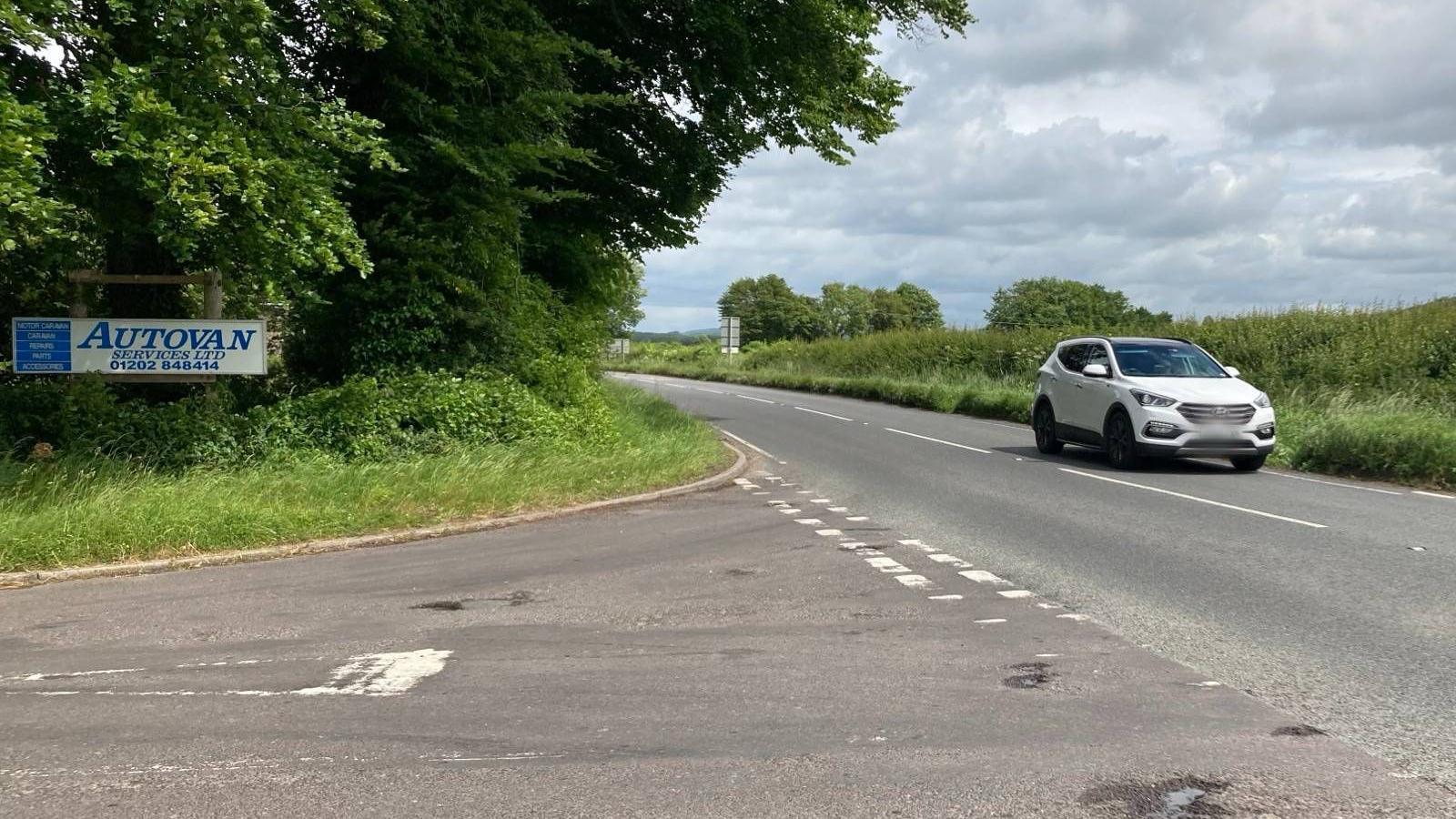 Junction of Witchampton Lane and B3078