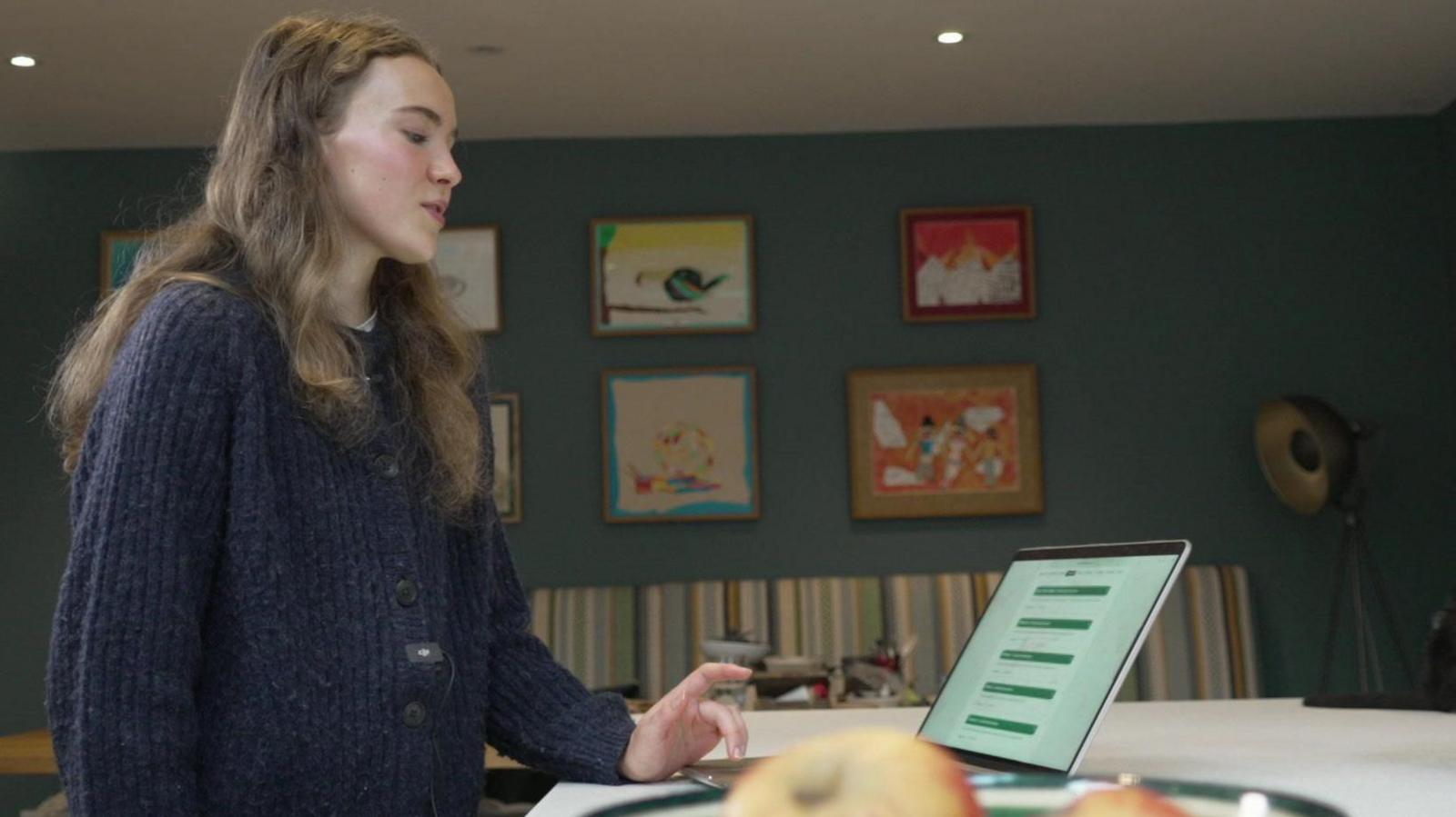 Lucy navigates her way through the DVSA website.