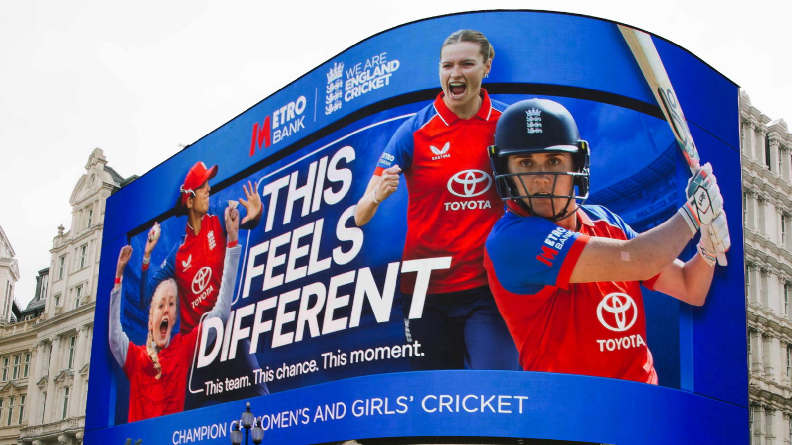 Nat Sciver-Brunt, Lauren Bell and Sophia Dunkley become the first ever England cricketers to appear on the iconic Picadilly Lights in London