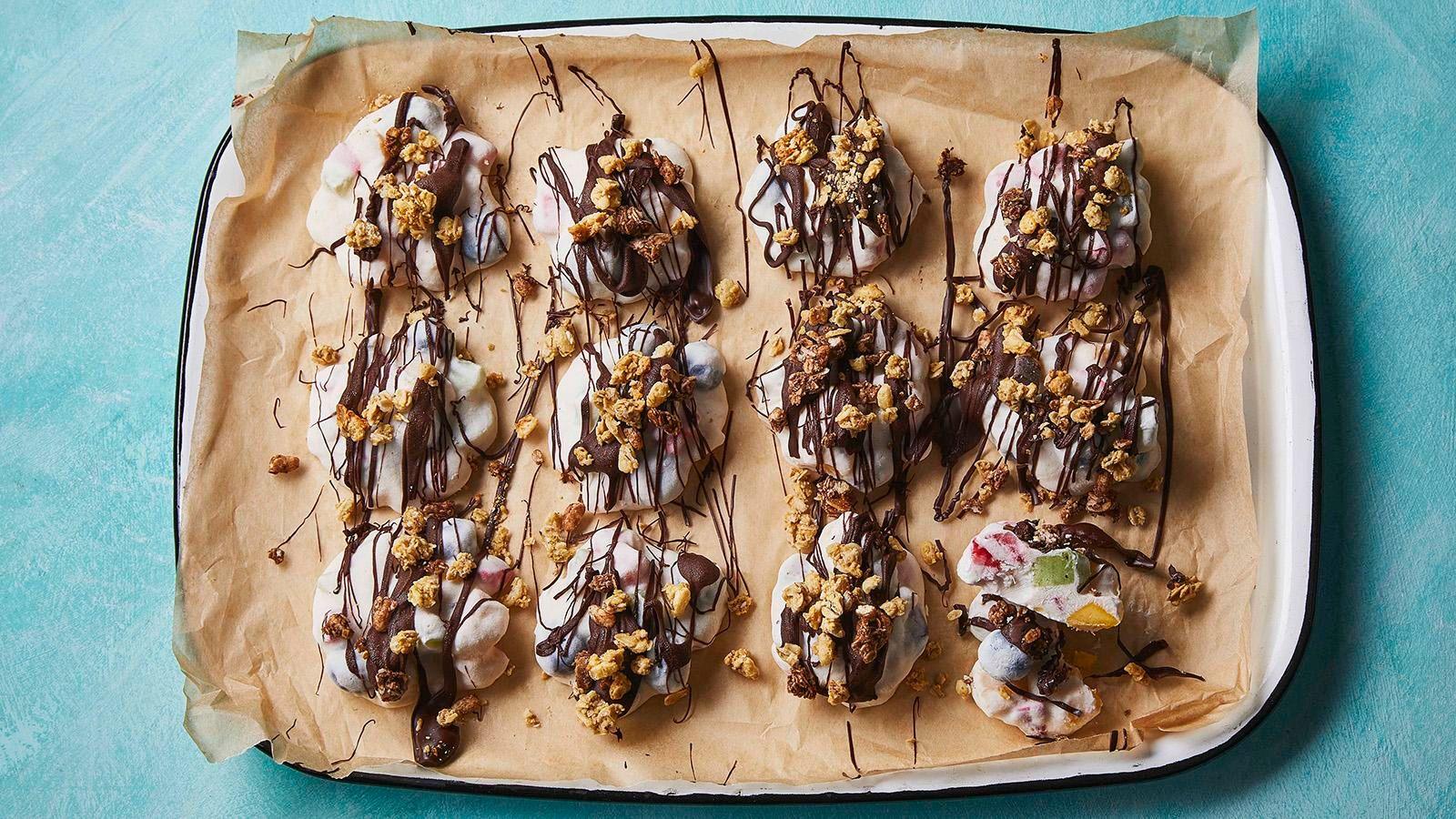 Frozen yoghurt bites