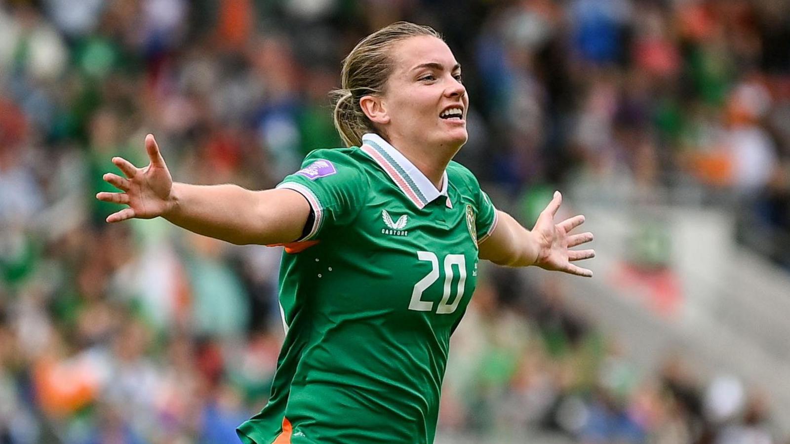 Noonan celebrating her goal.