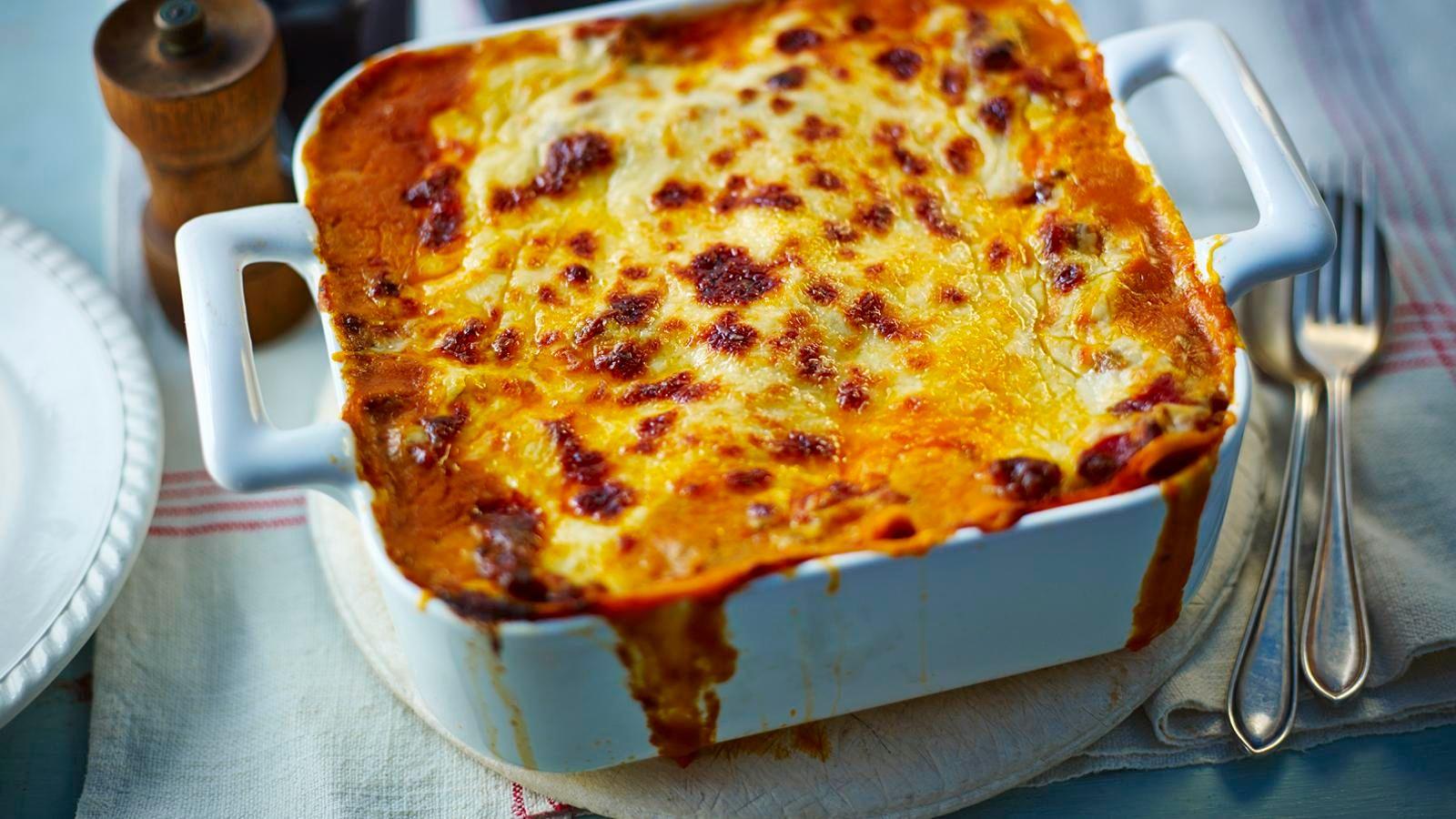 Mary Berry's lasagne al forno